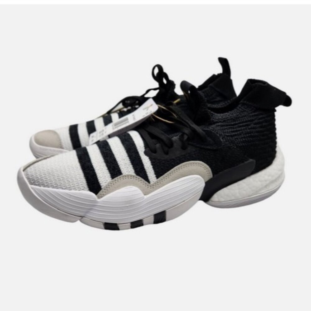 New Adidas Trae Young 2 Basketball Shoes Men’s Size 11 Black/White/Gold